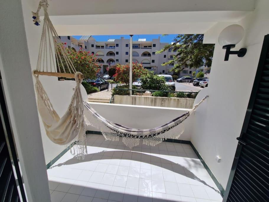 Charming Beachside Apartment- The Perfect Getaway! 알부페이라 외부 사진